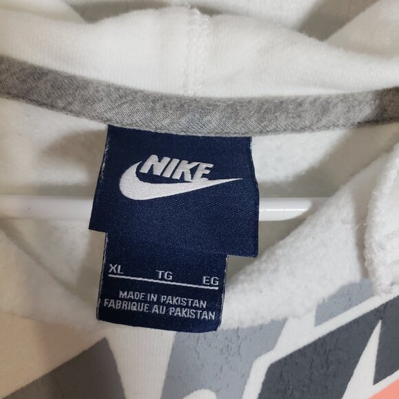 White Nike hooded sweatshirt size XL - Picture 6 of 9